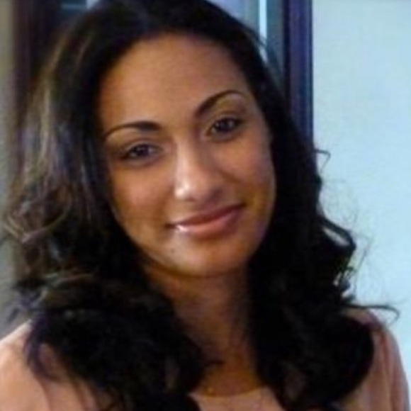 Meet your Posher, Angie - Picture 1 of 1